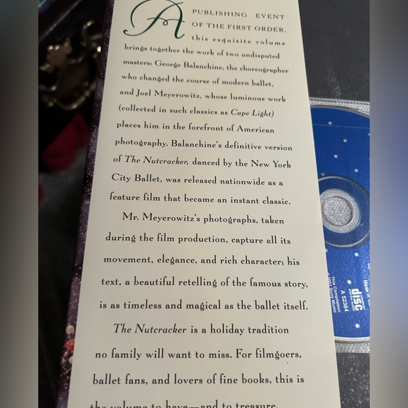 Hardback book w/CD of the Nutcracker, by NY City Ballet, in brand new condition! - Picture 10 of 11